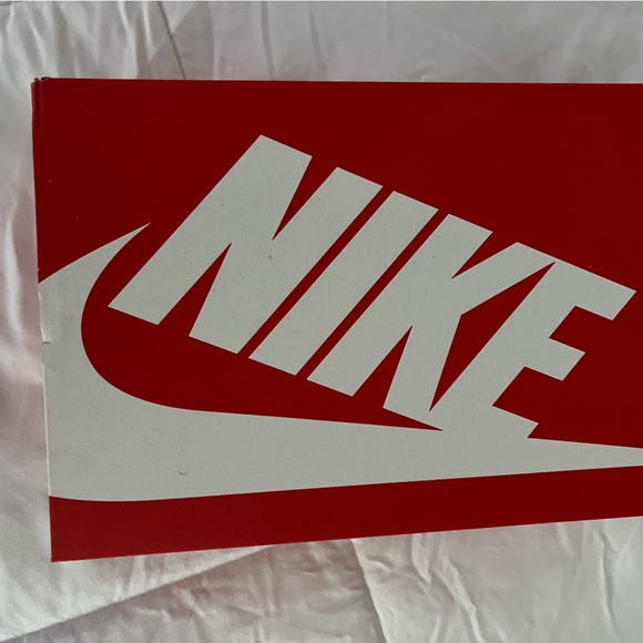 Kid Sized Nike Court Sneakers - Picture 6 of 7